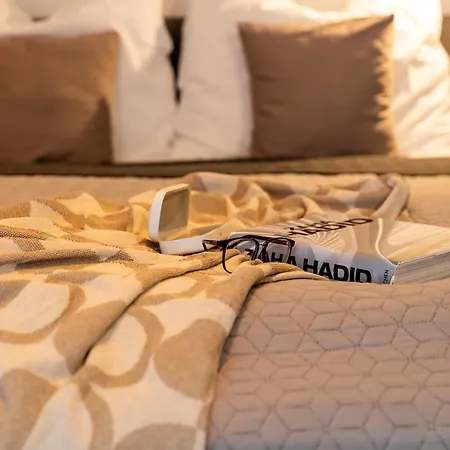 Erkel 18 Apartmán *