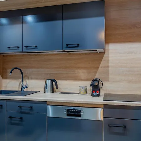 Erkel 18 アパート *