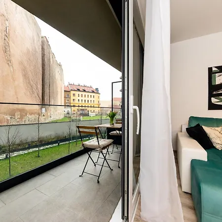 Apartament Erkel 18 *