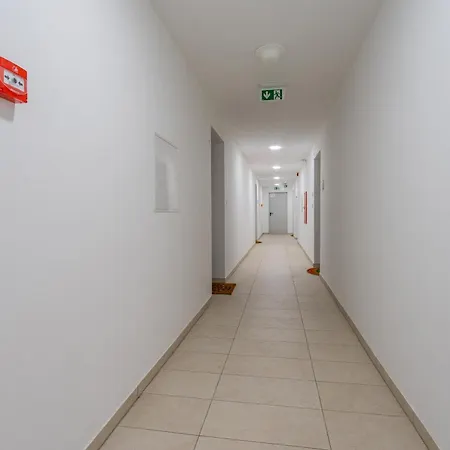 Apartament Erkel 18 *