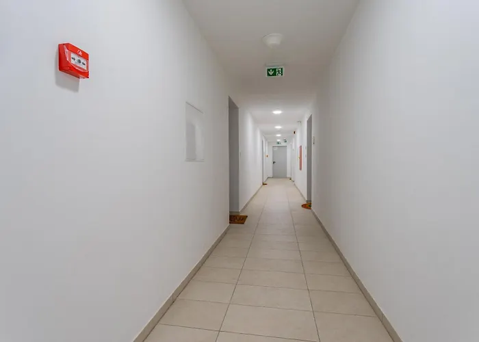 Appartement Erkel 18 *